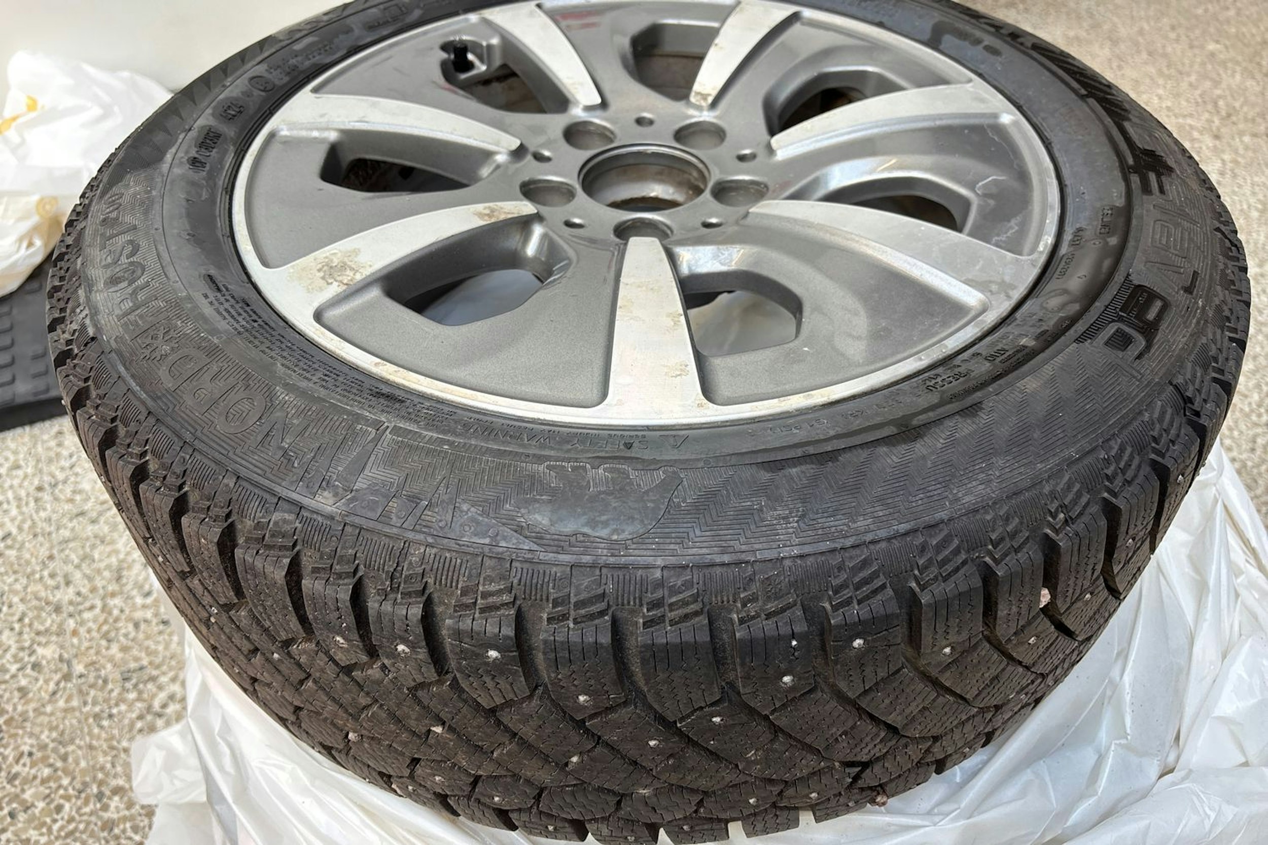 harmaa Mercedes-Benz C 2014 kuva 17.