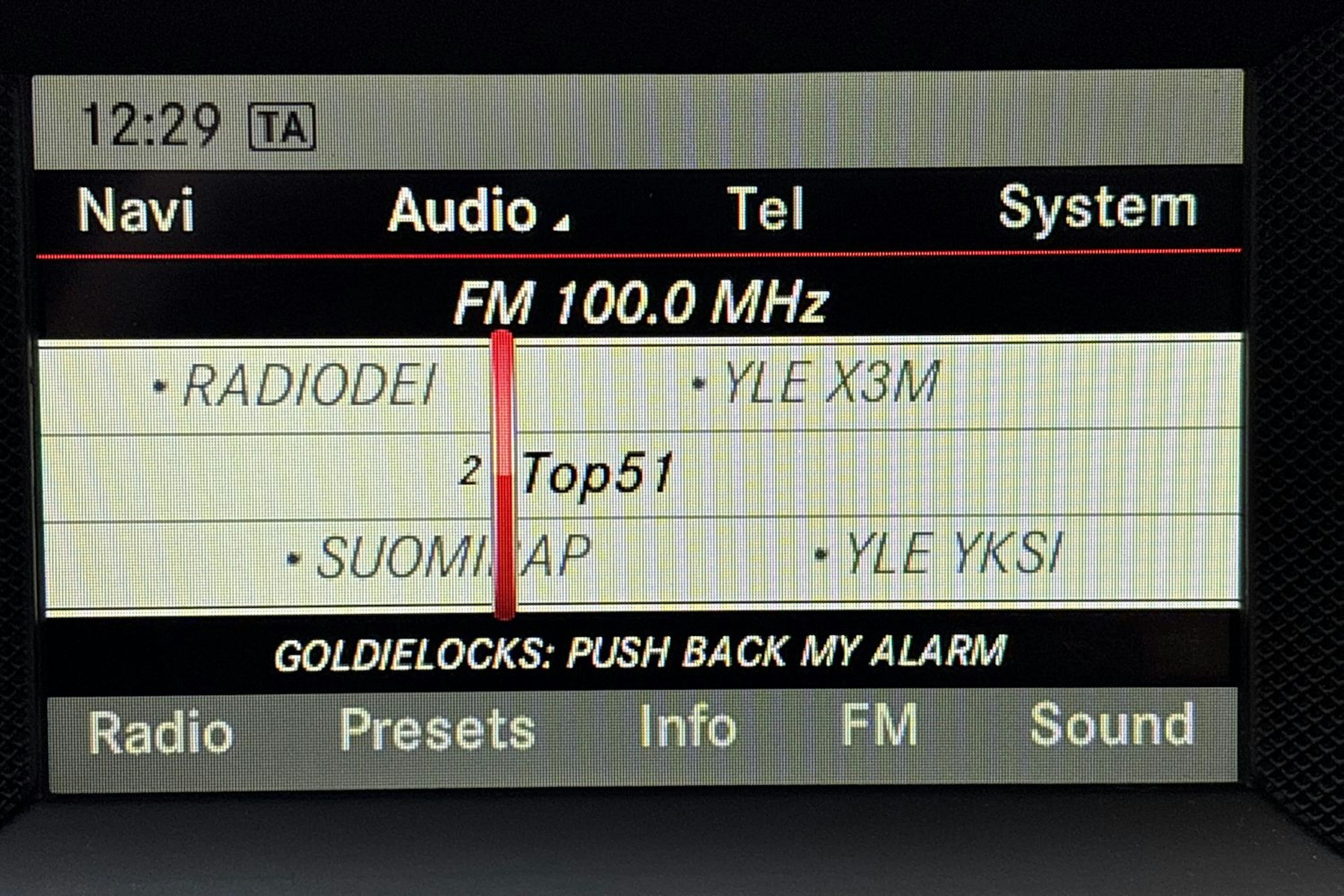 harmaa Mercedes-Benz C 2014 kuva 24.