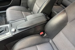 harmaa Mercedes-Benz C 2014 kuva 29.