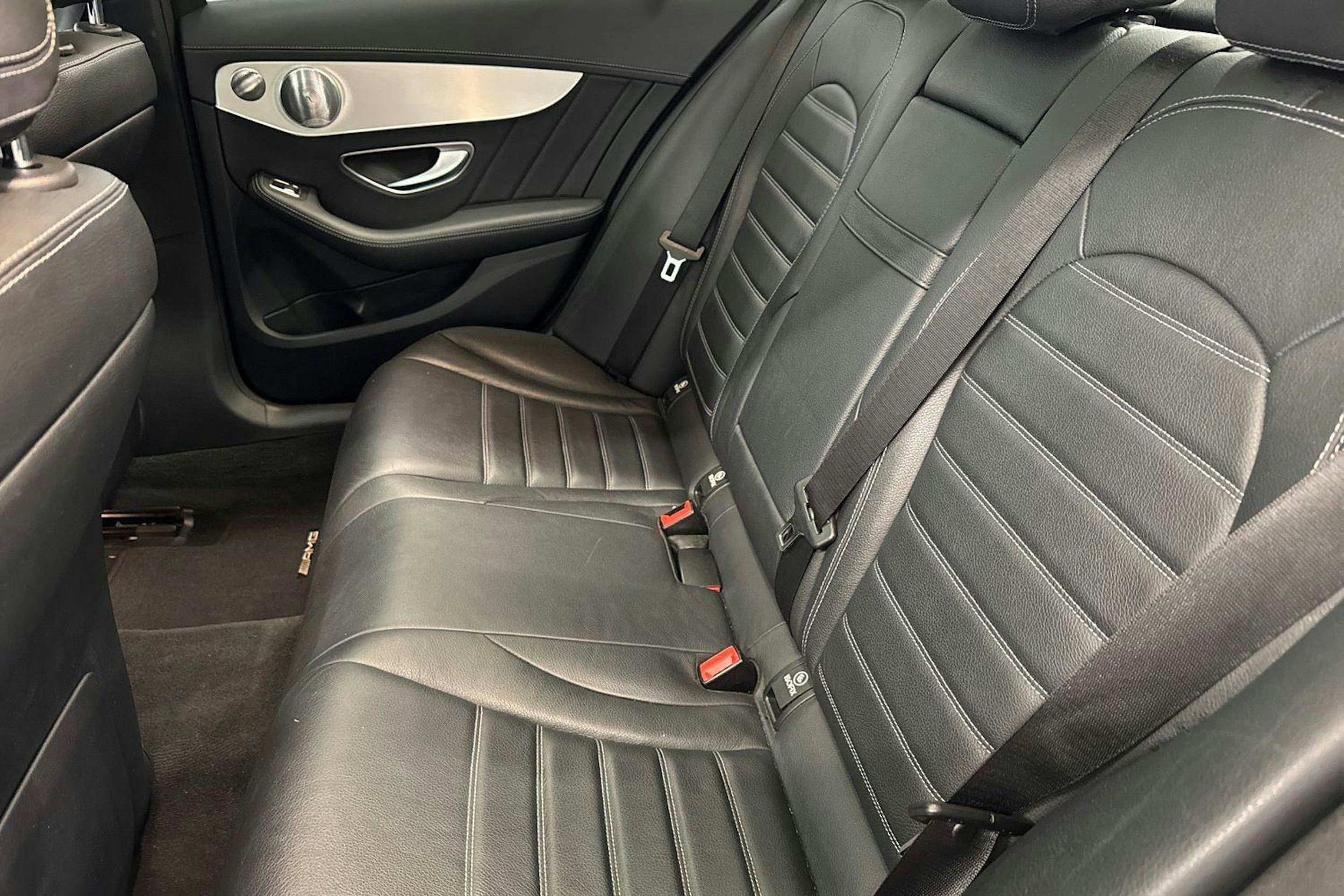 valkoinen Mercedes-Benz C 2014 kuva 10.