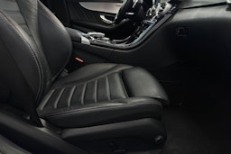 valkoinen Mercedes-Benz C 2014 kuva 31.