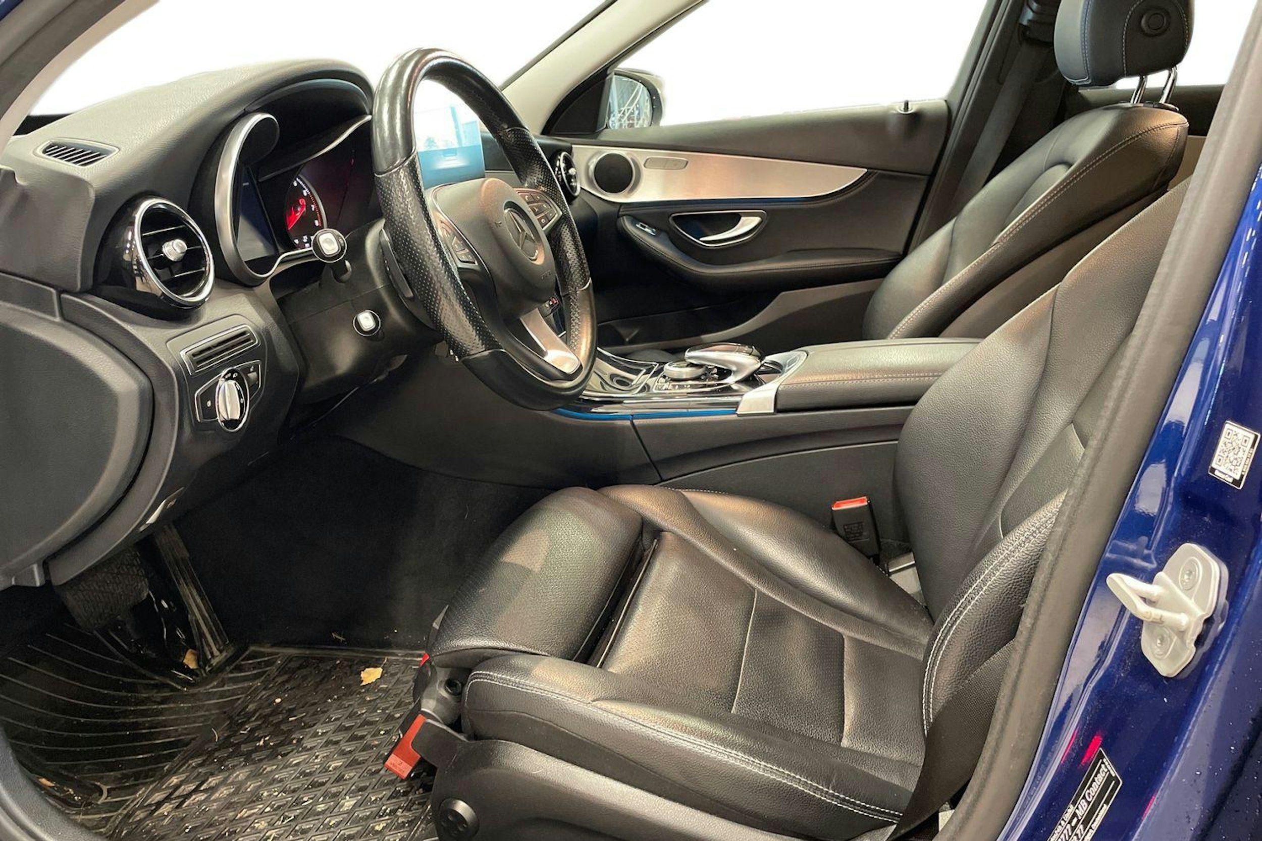 Sininen Mercedes-Benz C 2014 kuva 3.