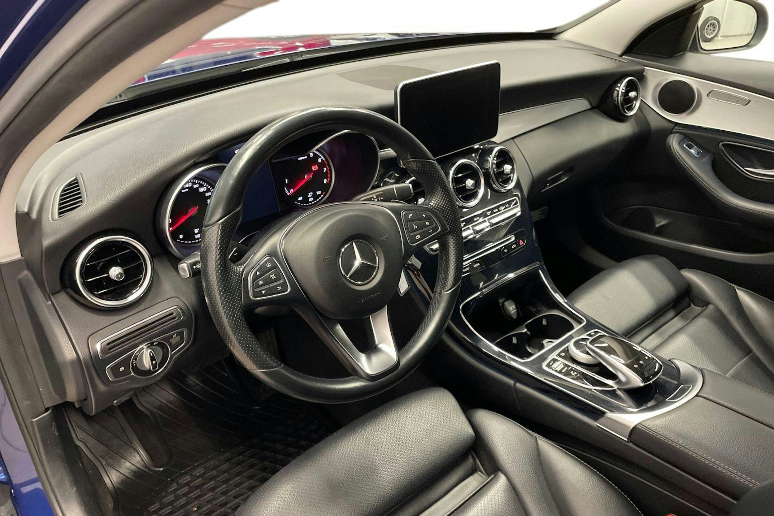 Sininen Mercedes-Benz C 2014 kuva 7.