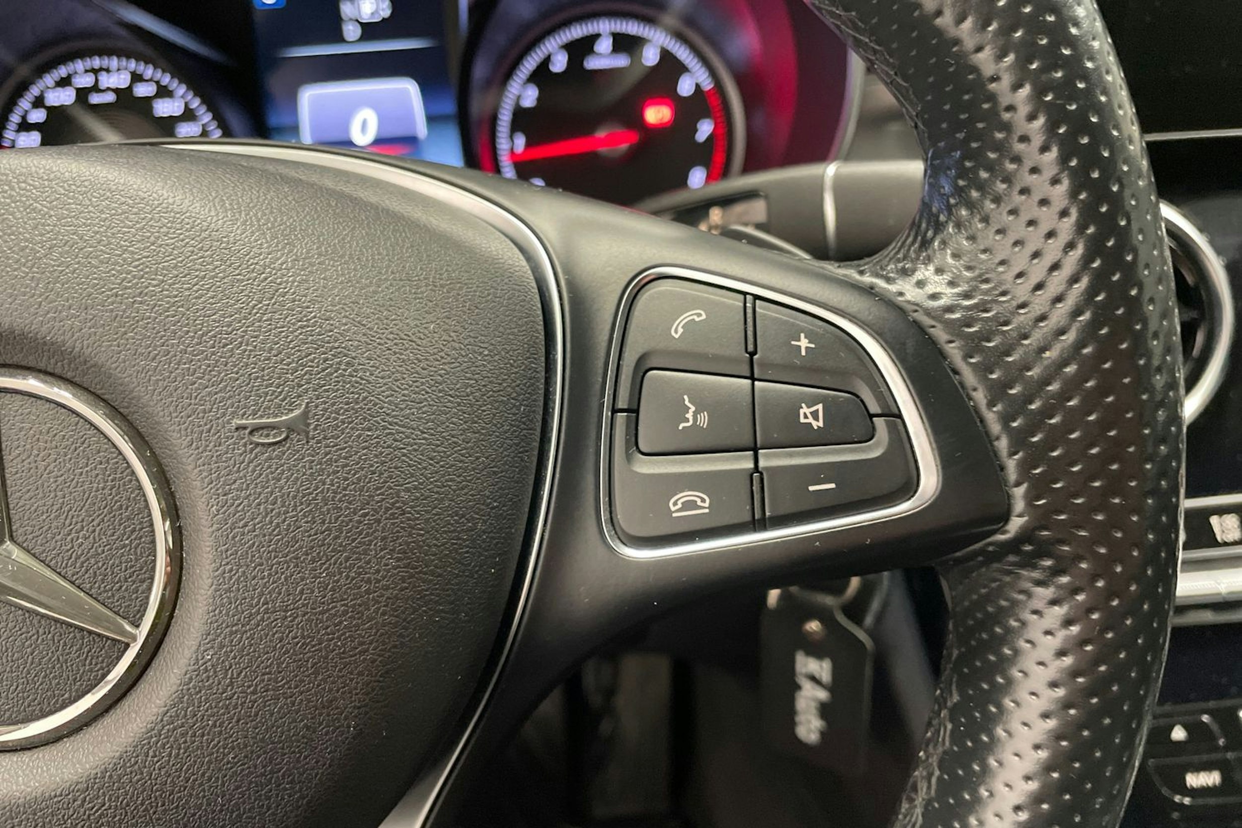 Sininen Mercedes-Benz C 2014 kuva 15.