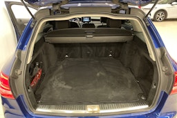 Sininen Mercedes-Benz C 2014 kuva 20.