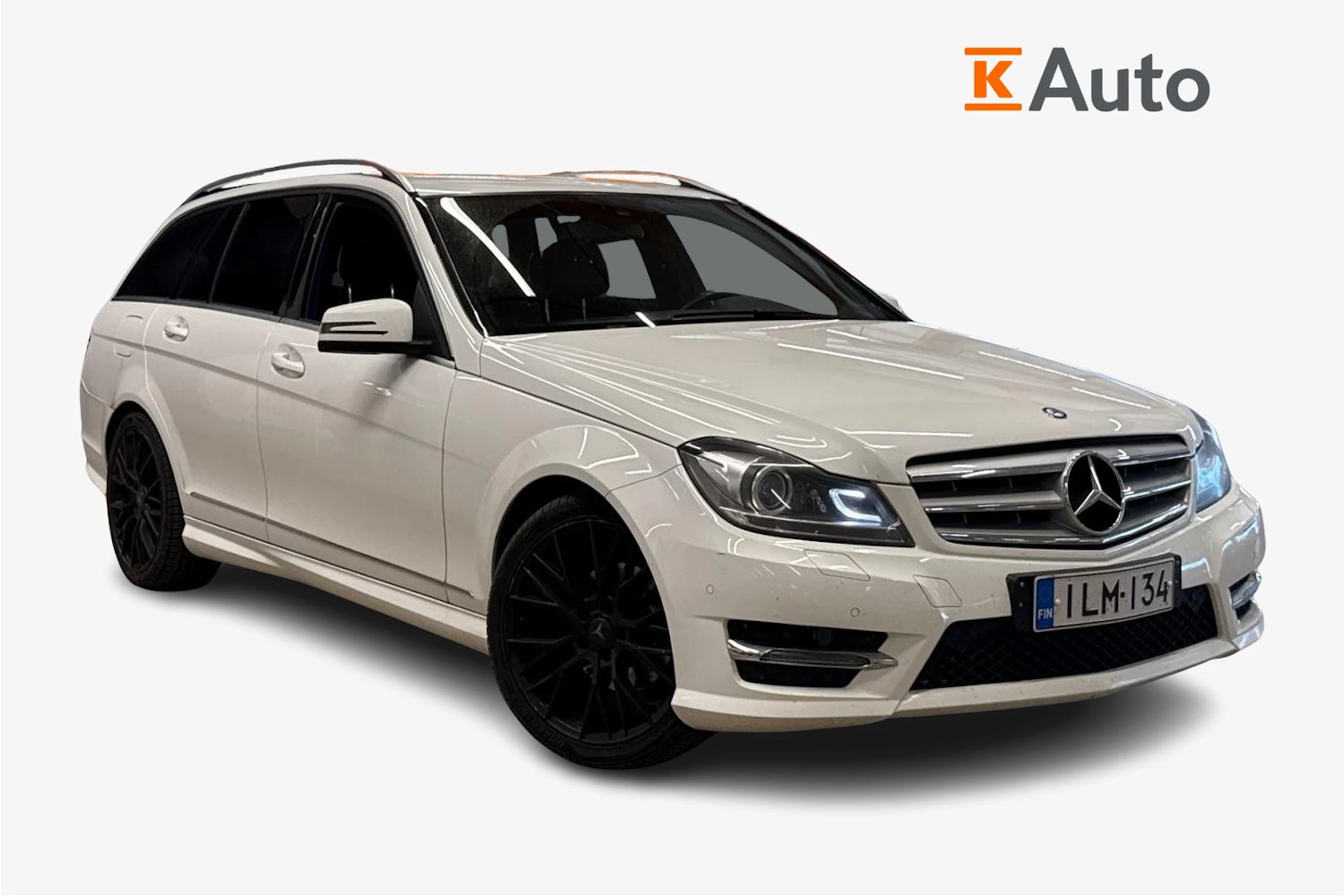 valkoinen Mercedes-Benz C 2014 kuva 1.