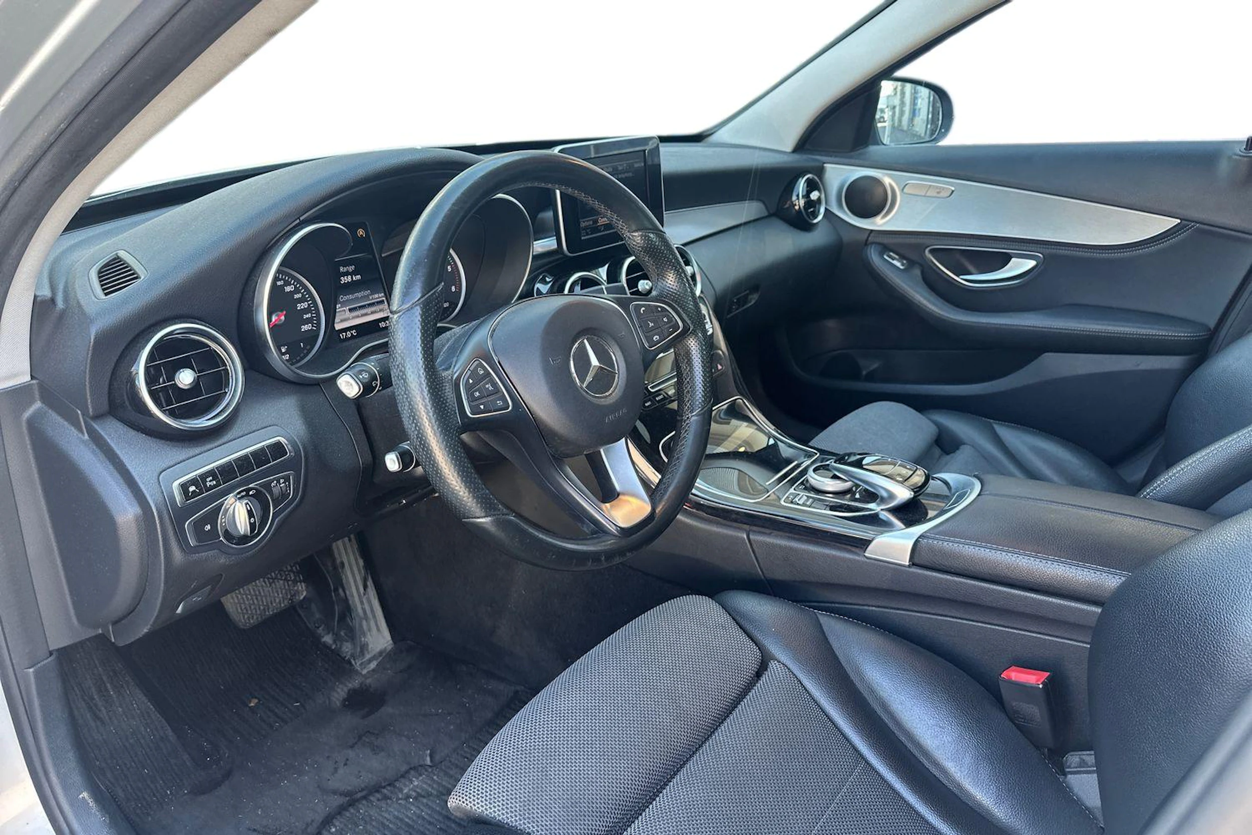 Hopea Mercedes-Benz C 2014 kuva 3.