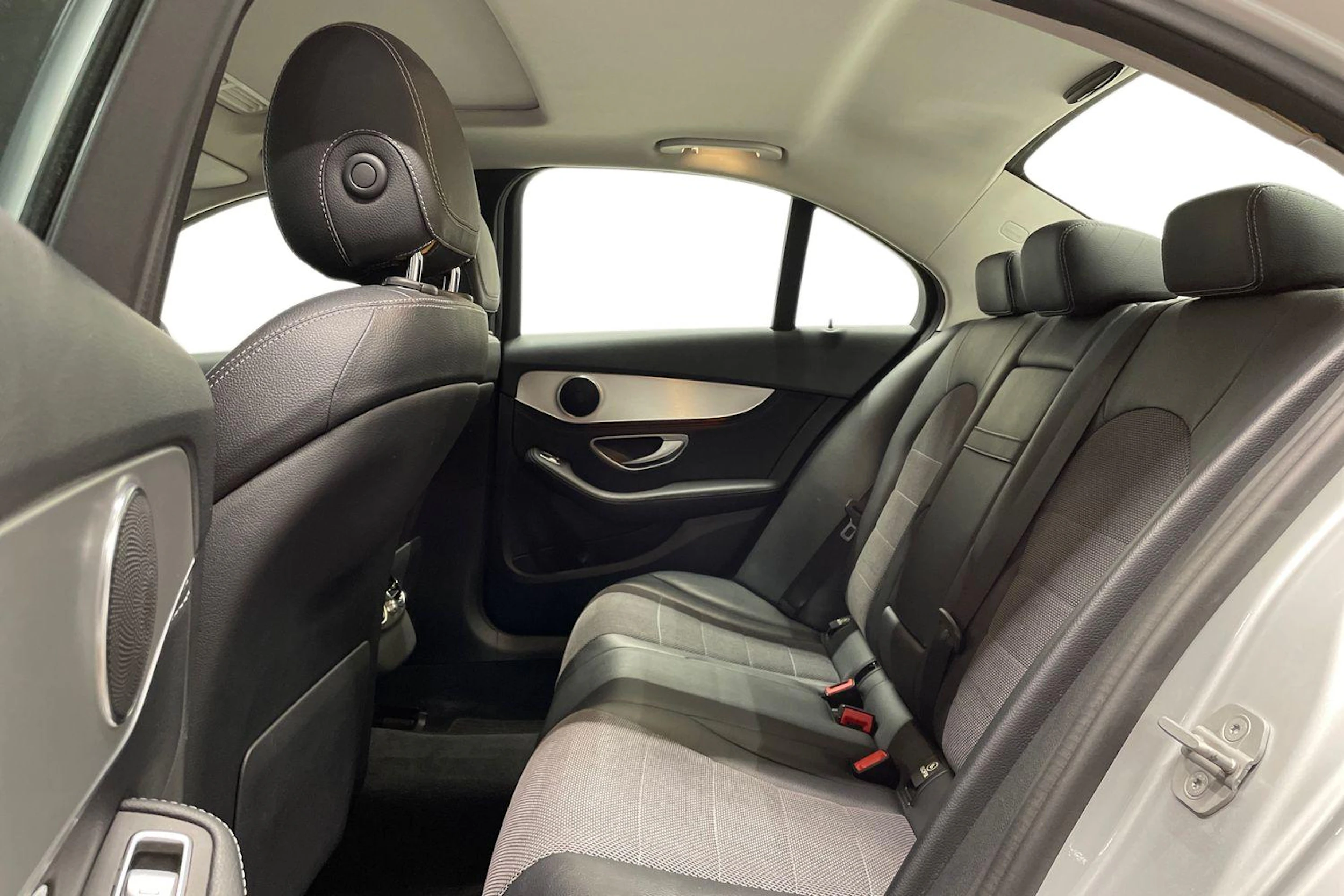 Hopea Mercedes-Benz C 2014 kuva 11.