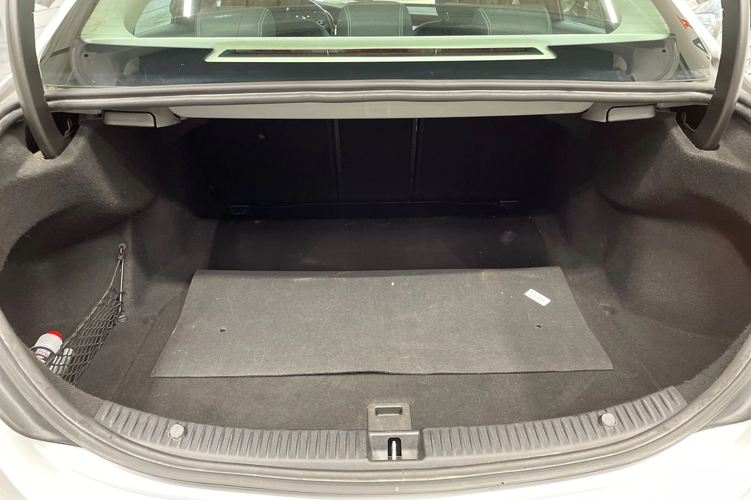 Hopea Mercedes-Benz C 2014 kuva 16.