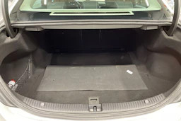 Hopea Mercedes-Benz C 2014 kuva 16.