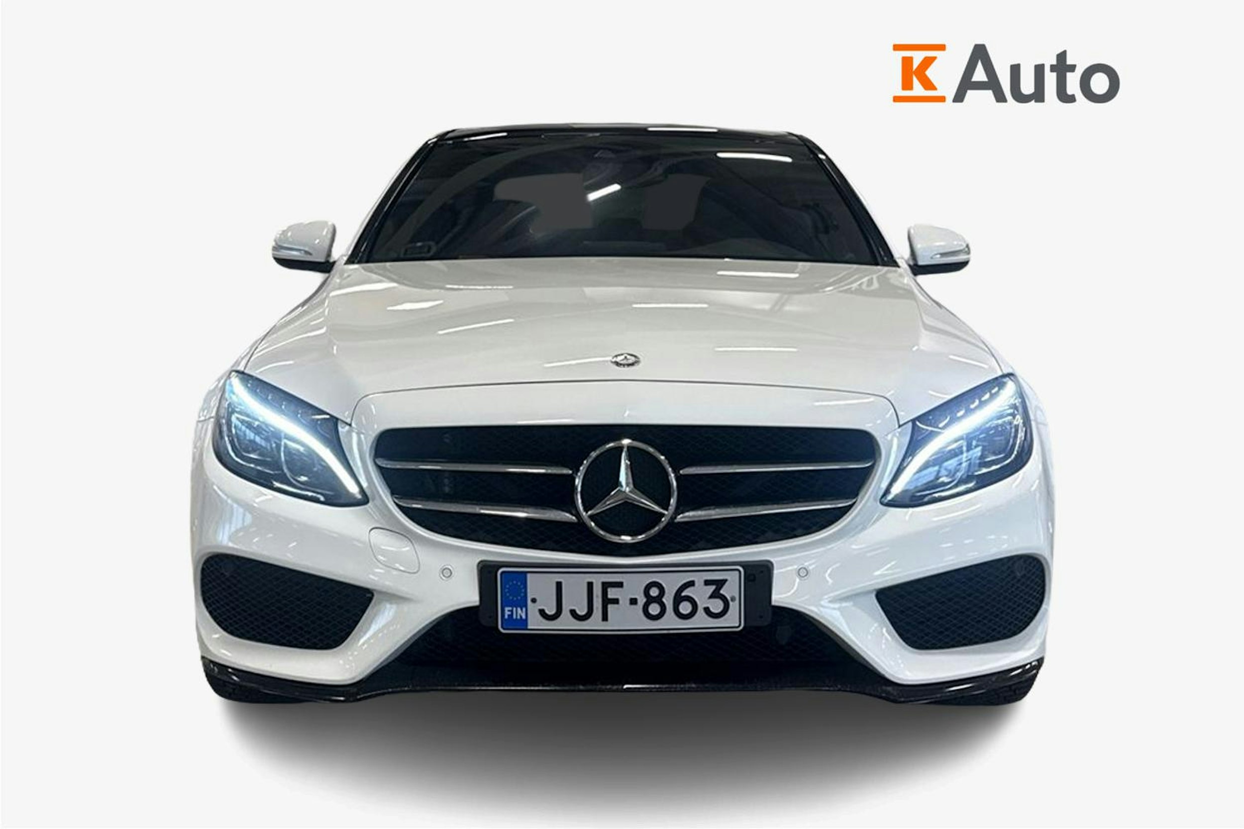 valkoinen Mercedes-Benz C 2014 kuva 4.