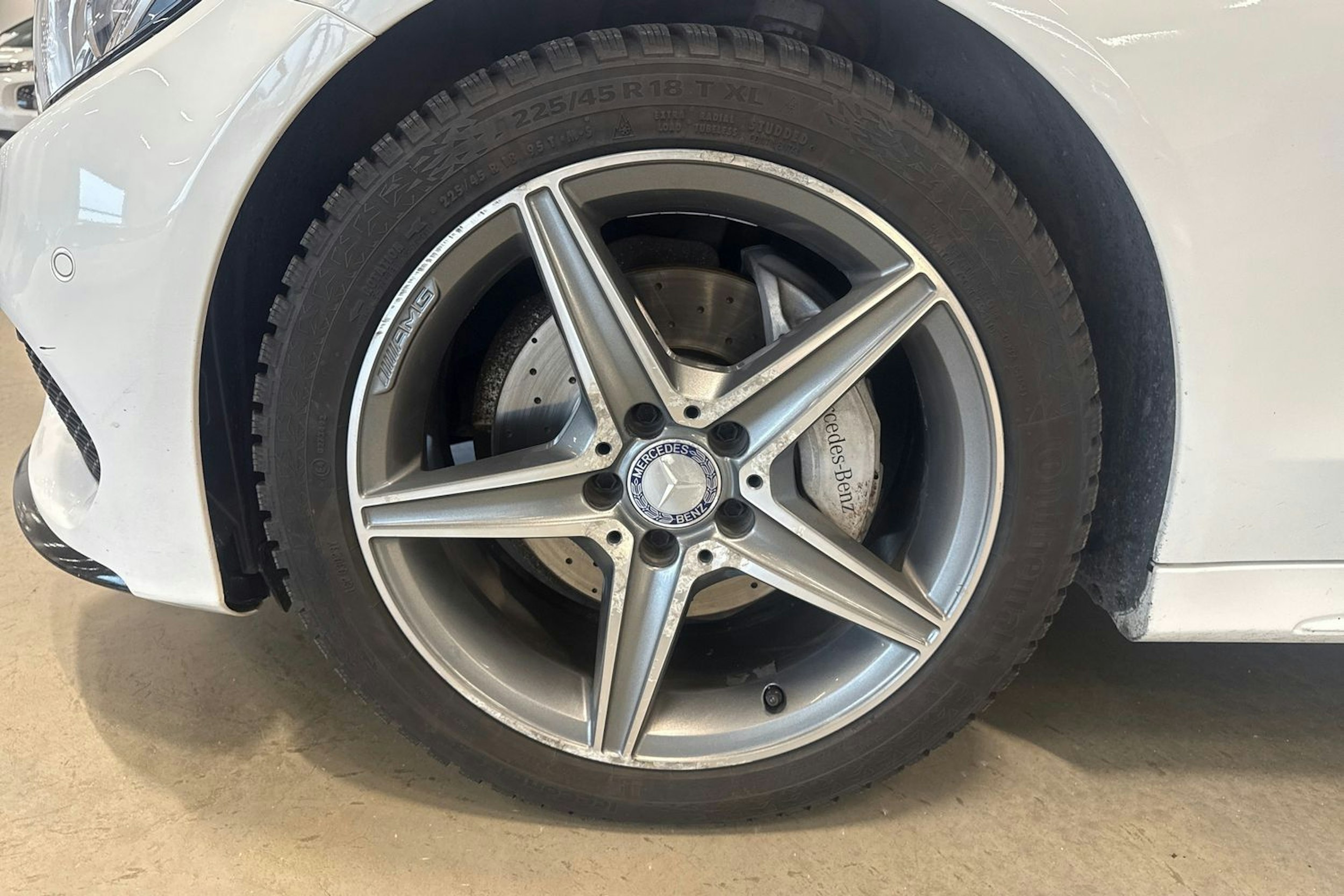 valkoinen Mercedes-Benz C 2014 kuva 9.