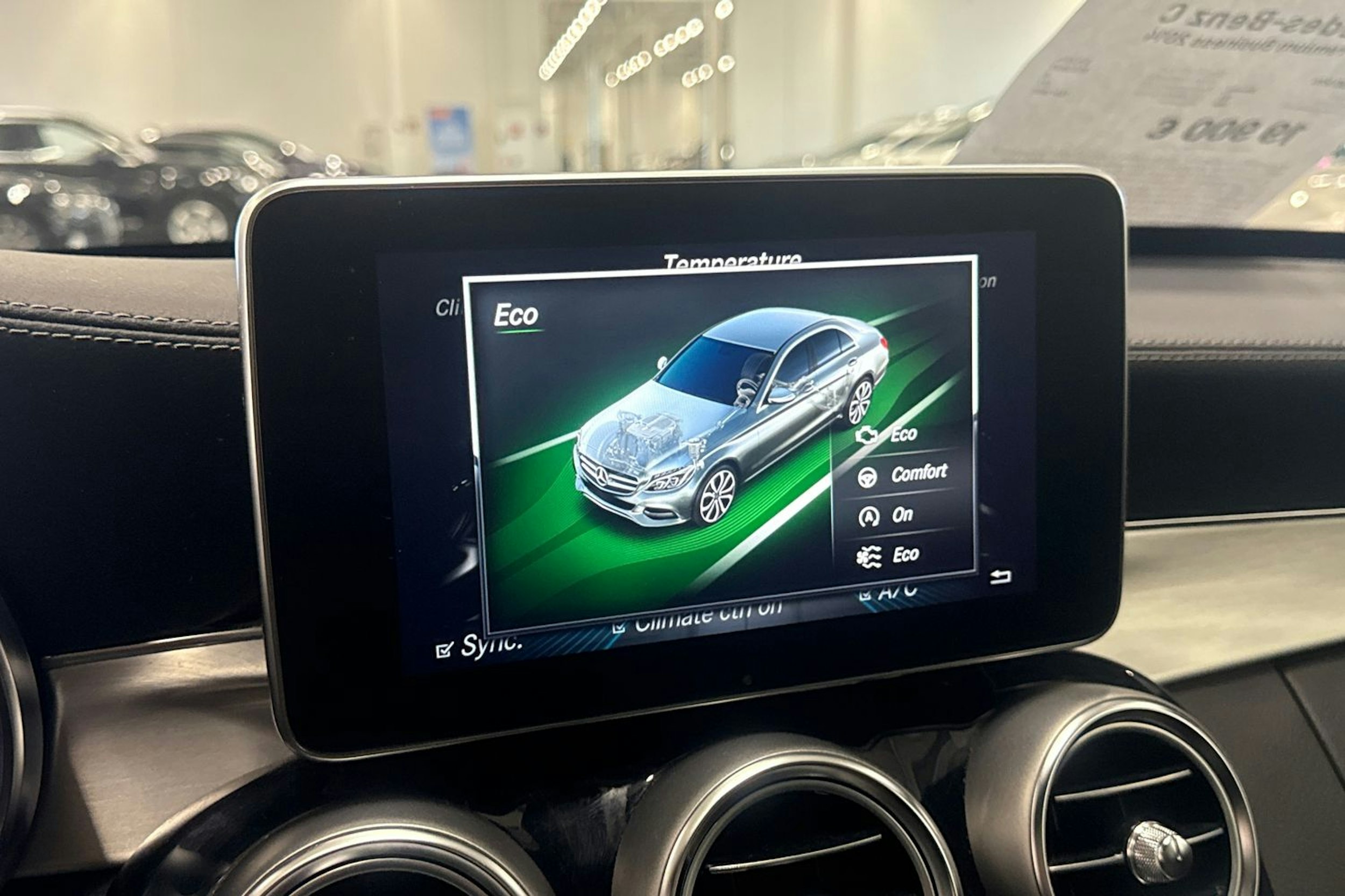 valkoinen Mercedes-Benz C 2014 kuva 20.