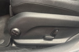 valkoinen Mercedes-Benz C 2014 kuva 23.