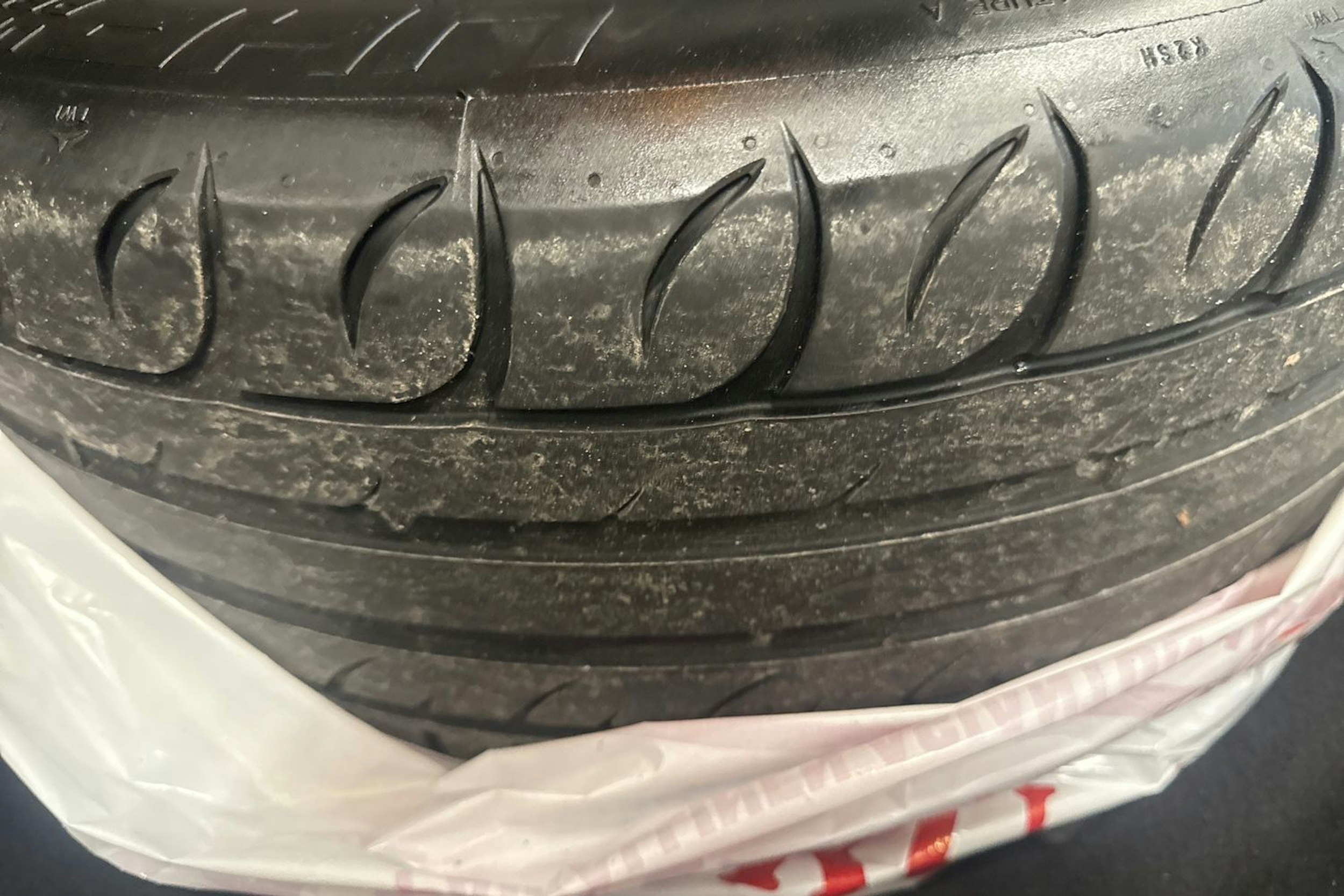 valkoinen Mercedes-Benz C 2014 kuva 26.