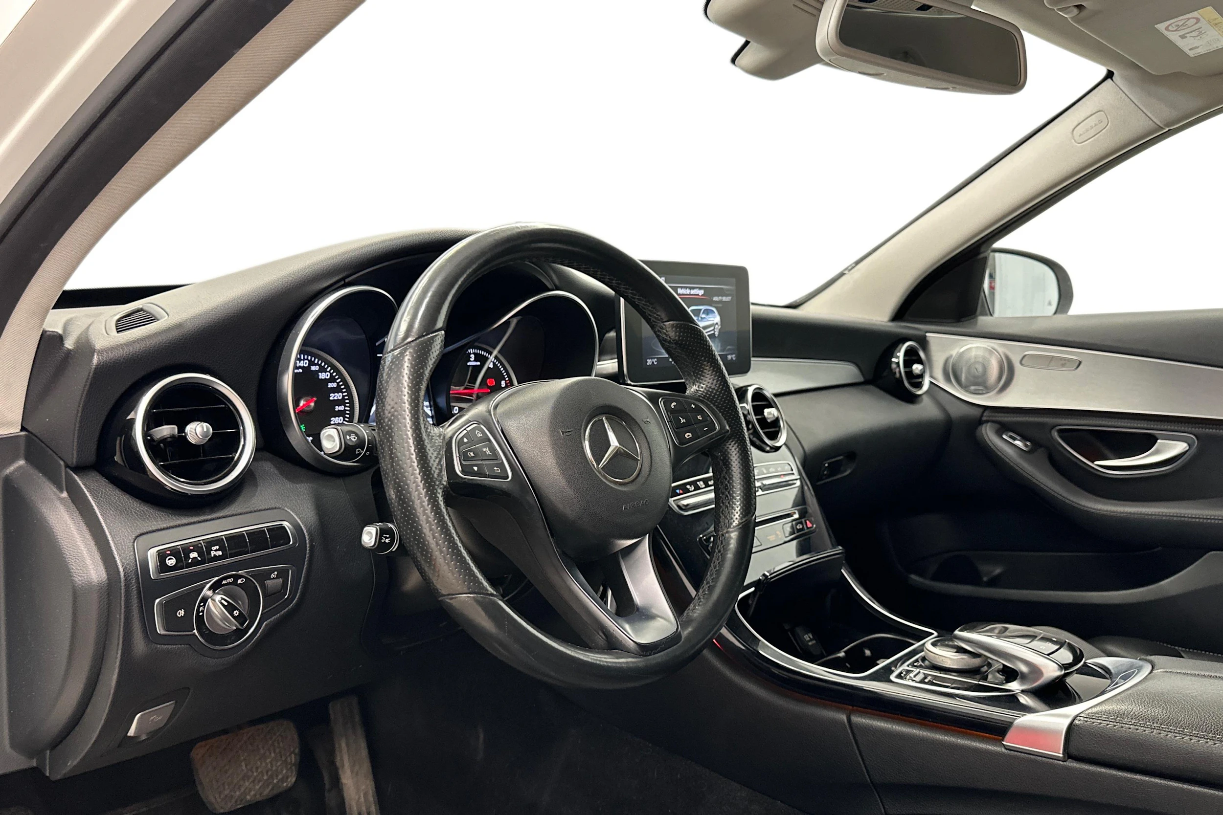 valkoinen Mercedes-Benz C 2014 kuva 3.