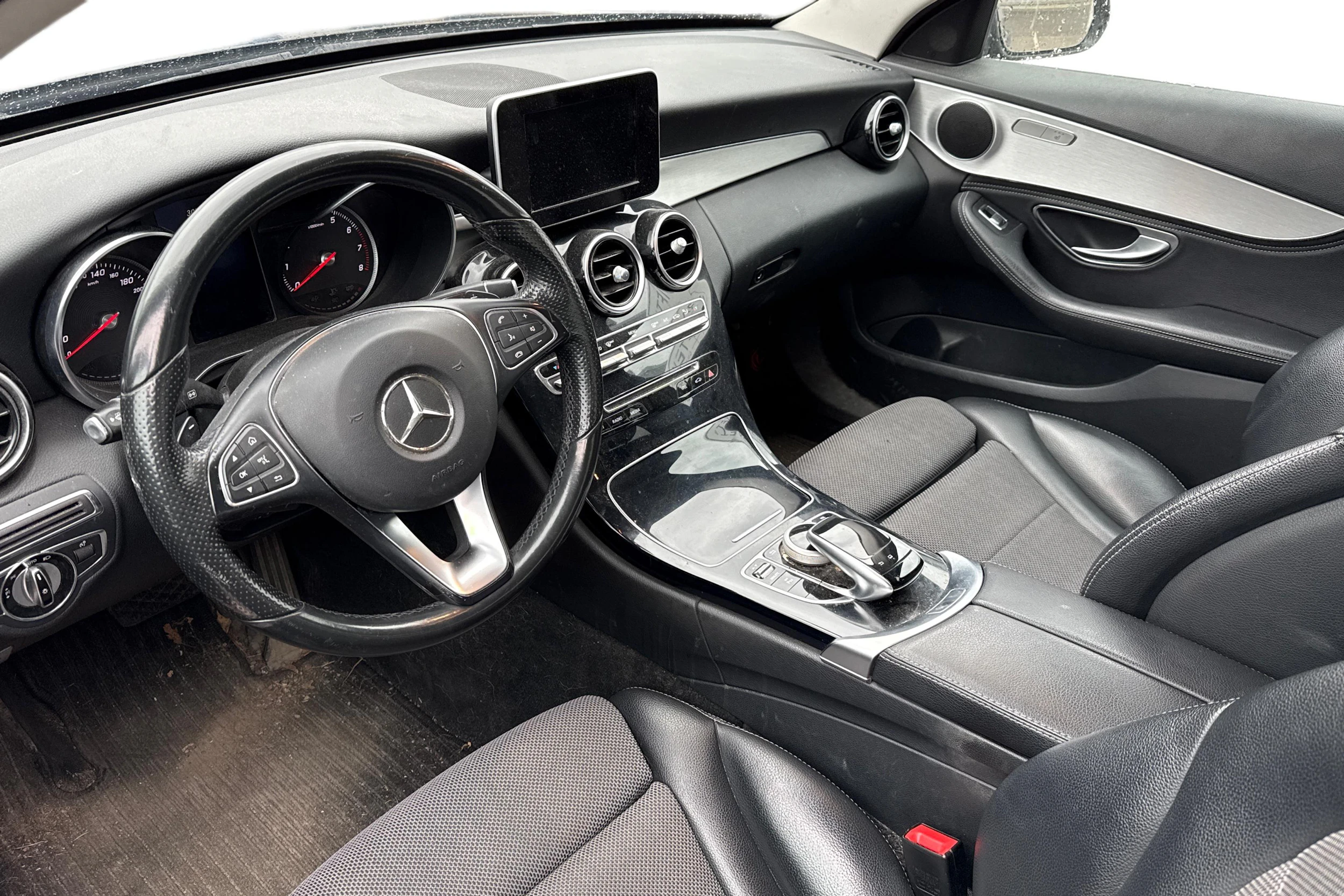 musta Mercedes-Benz C 2014 kuva 3.