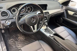 valkoinen Mercedes-Benz C 2014 kuva 6.