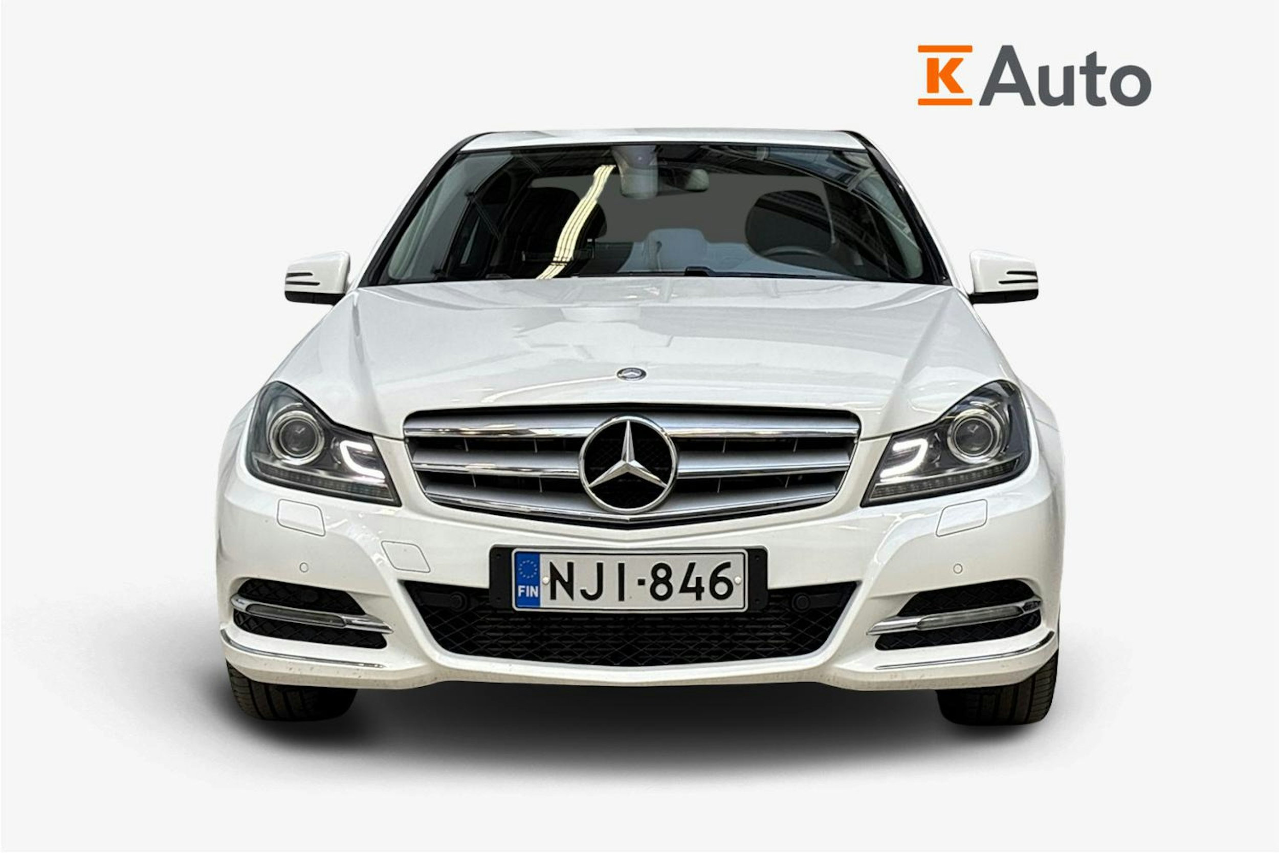 valkoinen Mercedes-Benz C 2014 kuva 5.