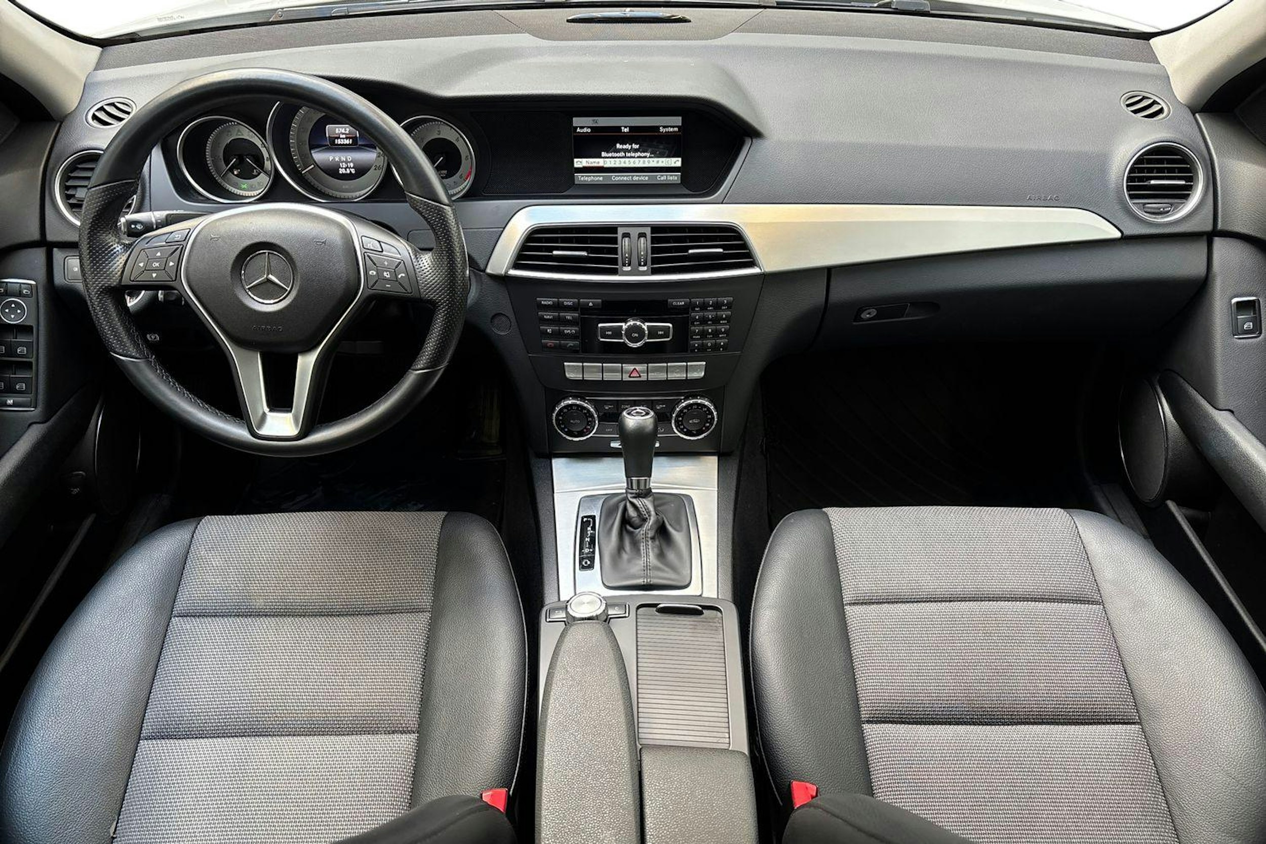valkoinen Mercedes-Benz C 2014 kuva 9.