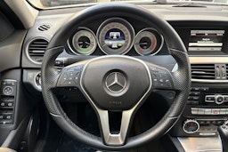 valkoinen Mercedes-Benz C 2014 kuva 17.