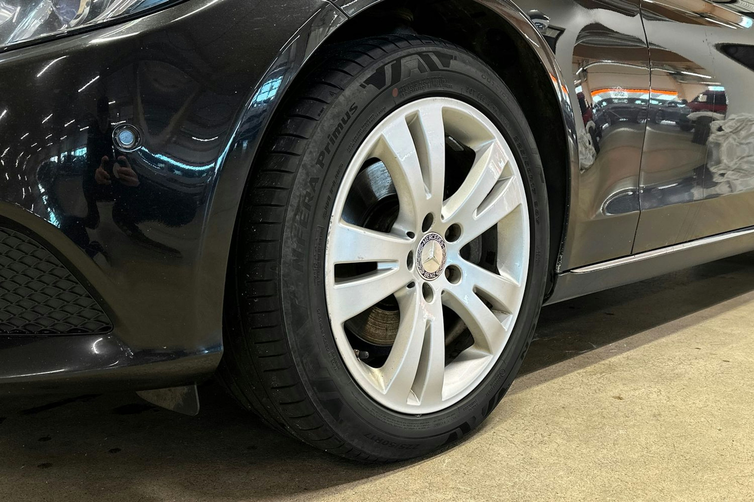 met. musta Mercedes-Benz C 2014 kuva 11.