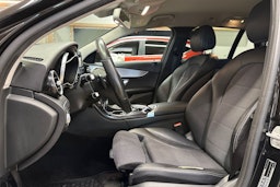 met. musta Mercedes-Benz C 2014 kuva 17.