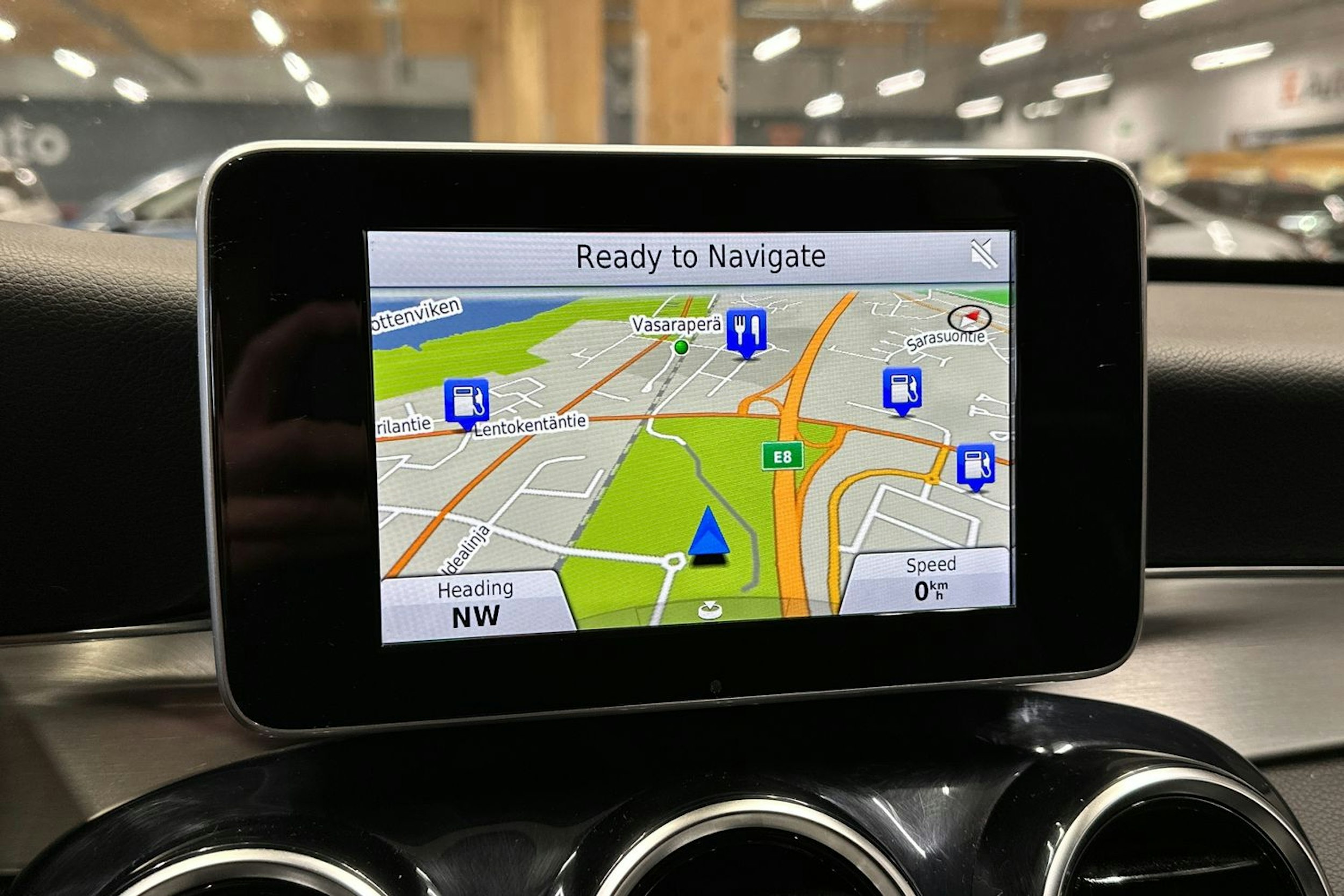 met. musta Mercedes-Benz C 2014 kuva 18.