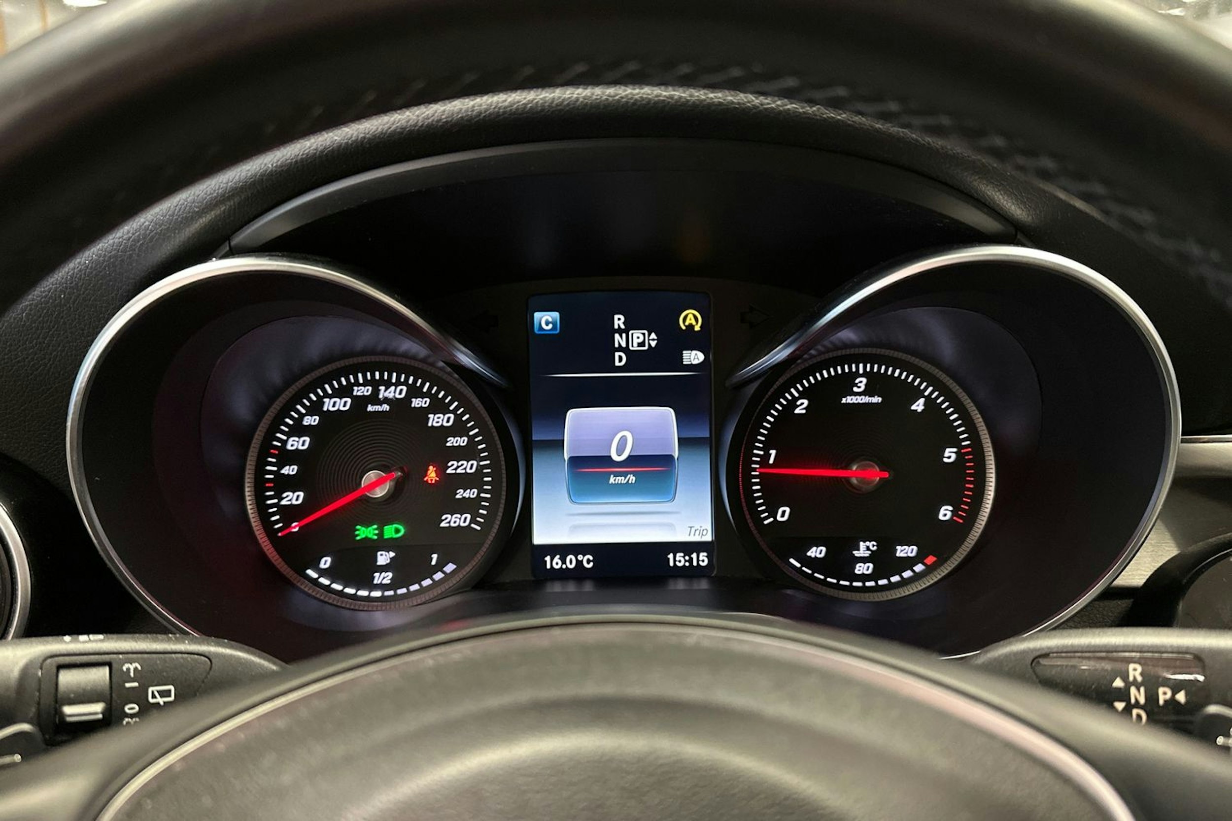 met. musta Mercedes-Benz C 2014 kuva 21.