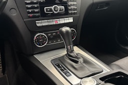 harmaa Mercedes-Benz C 2014 kuva 16.