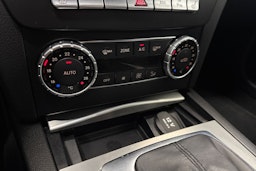 harmaa Mercedes-Benz C 2014 kuva 18.