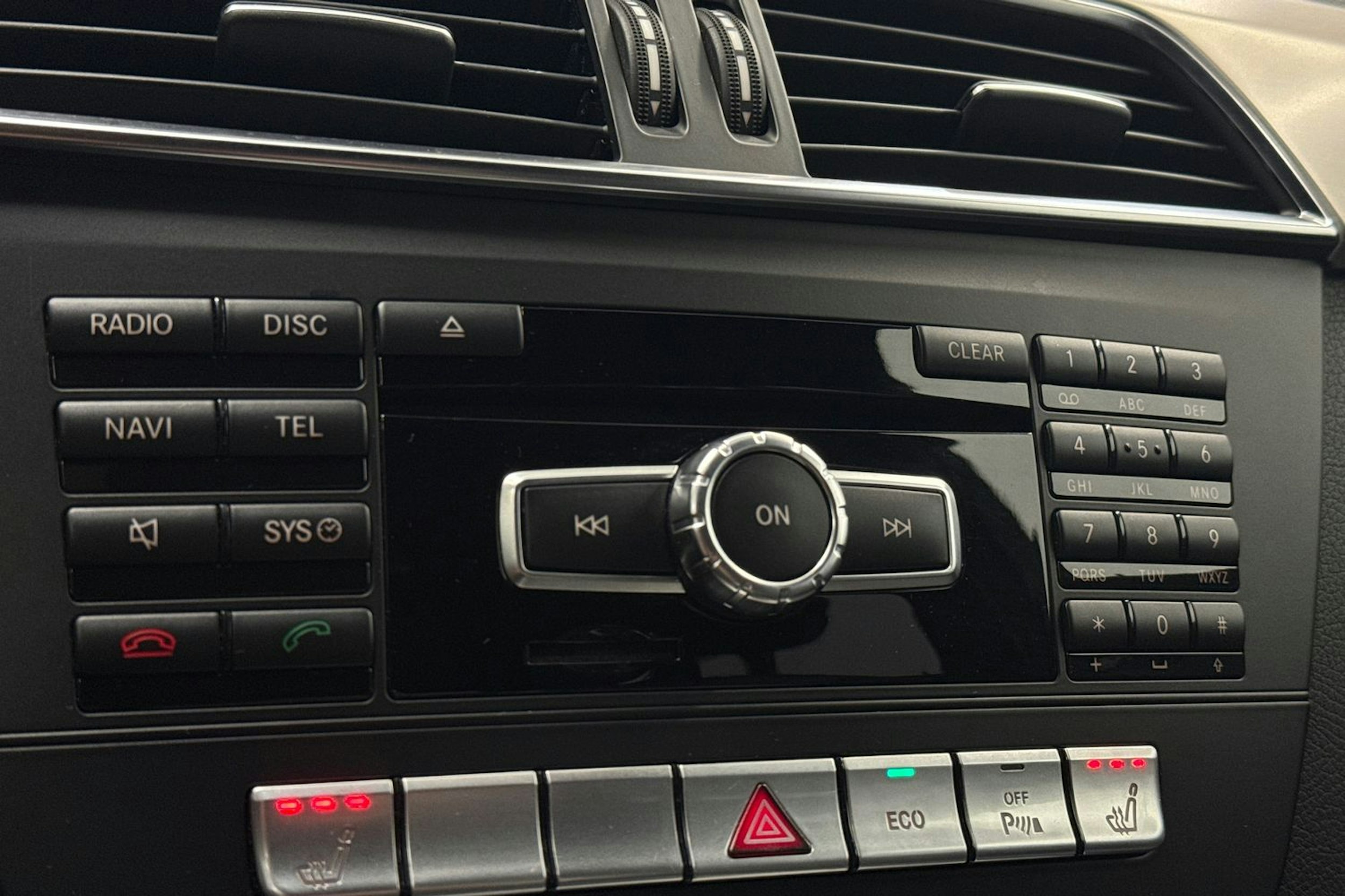 harmaa Mercedes-Benz C 2014 kuva 20.