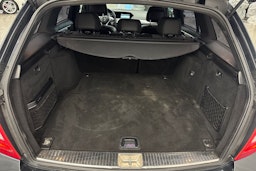 harmaa Mercedes-Benz C 2014 kuva 31.