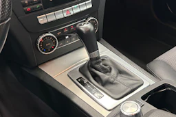 Valkoinen Mercedes-Benz C 2014 kuva 12.