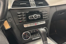 harmaa Mercedes-Benz C 2014 kuva 24.