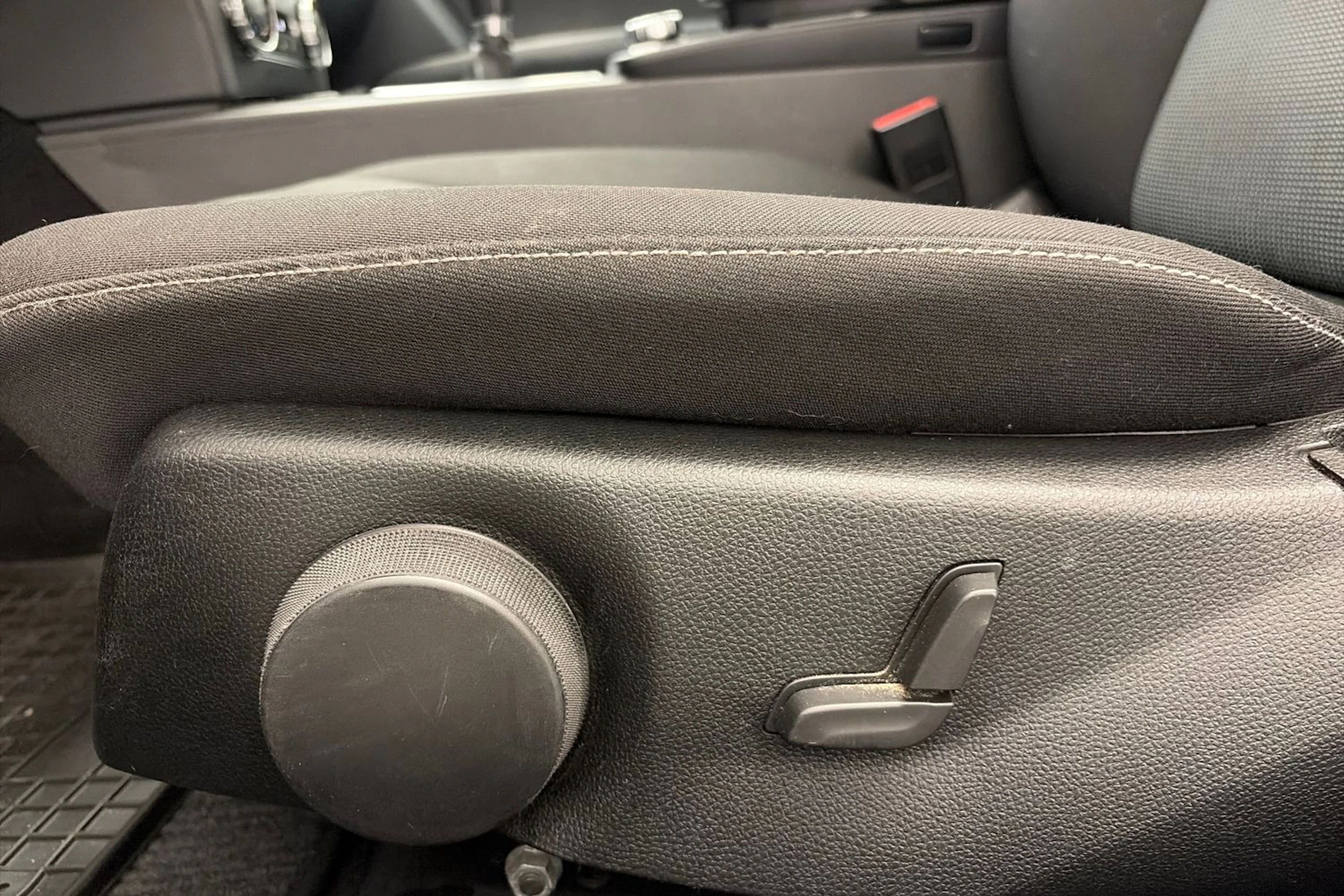 musta Mercedes-Benz C 2014 kuva 13.