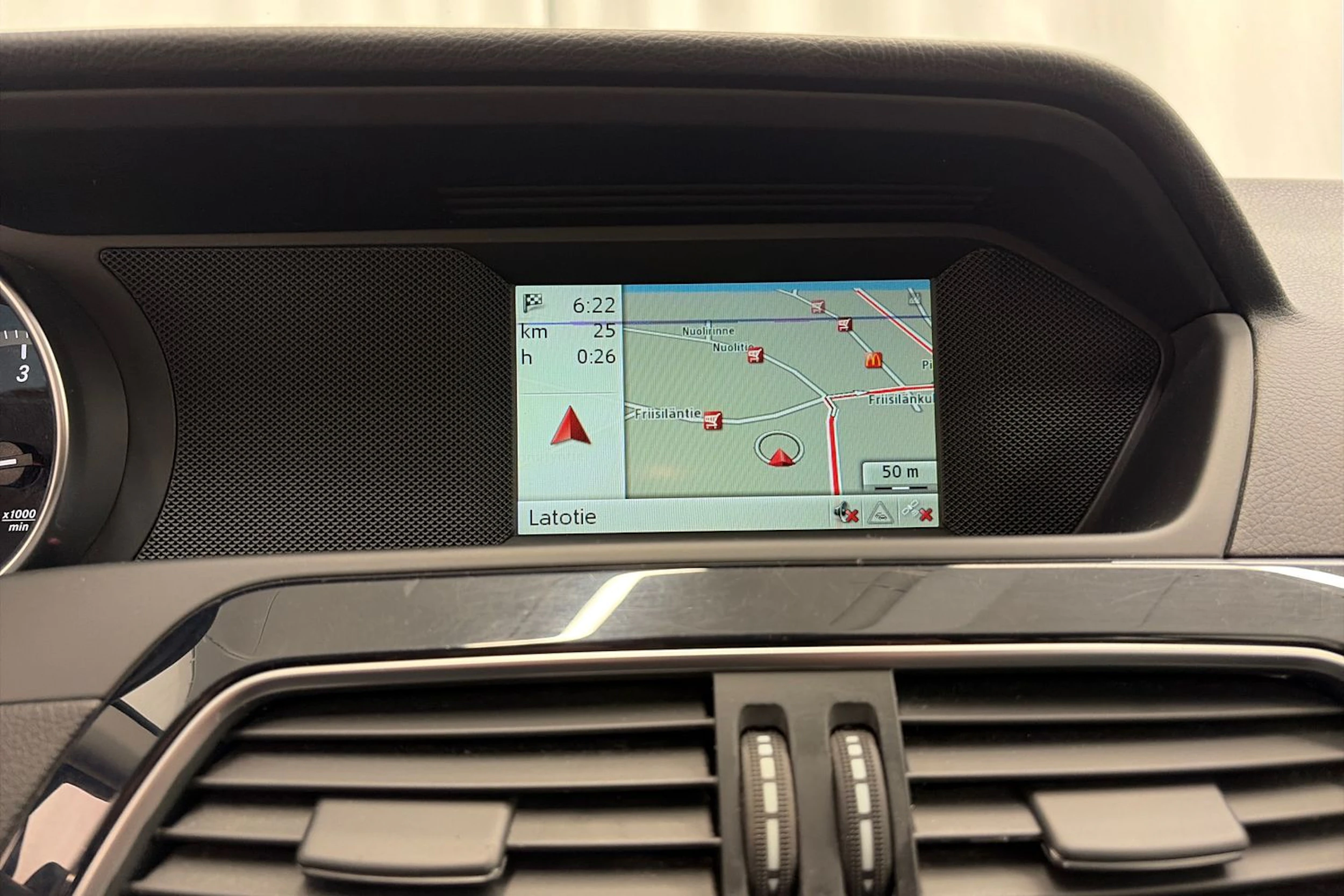 musta Mercedes-Benz C 2014 kuva 19.