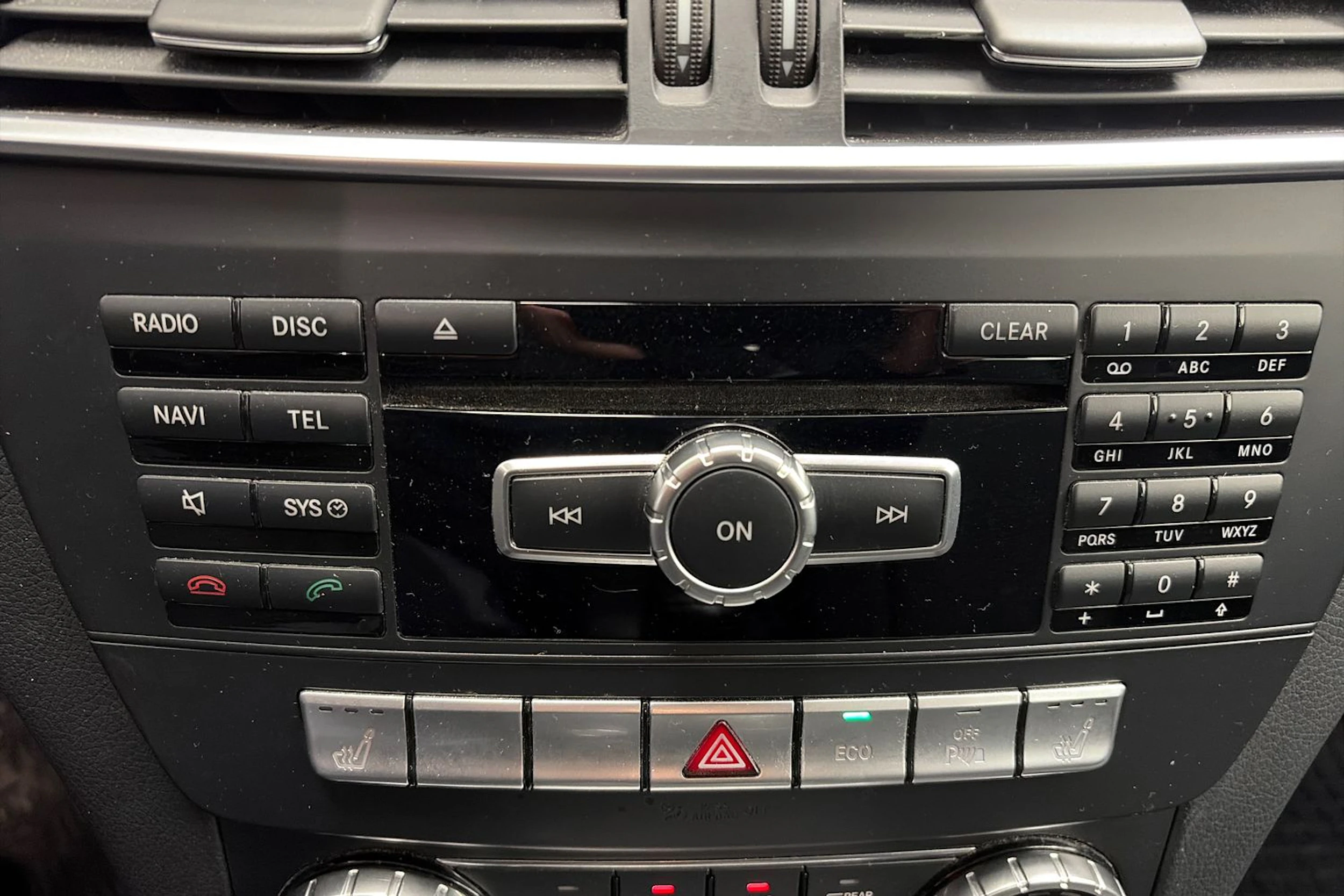 musta Mercedes-Benz C 2014 kuva 22.