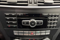 musta Mercedes-Benz C 2014 kuva 22.