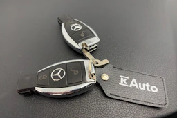 musta Mercedes-Benz C 2014 kuva 26.