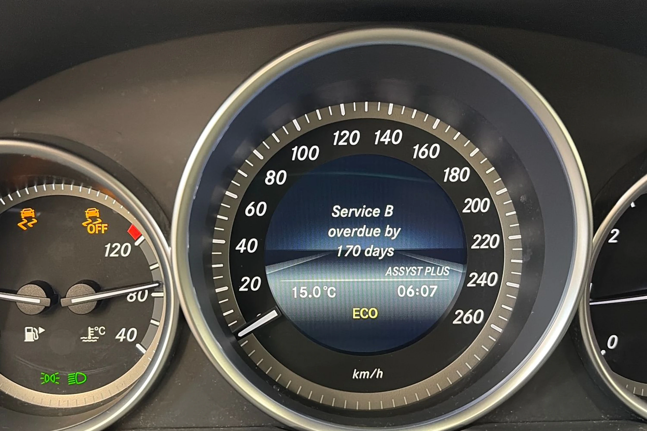 musta Mercedes-Benz C 2014 kuva 36.