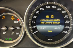musta Mercedes-Benz C 2014 kuva 37.