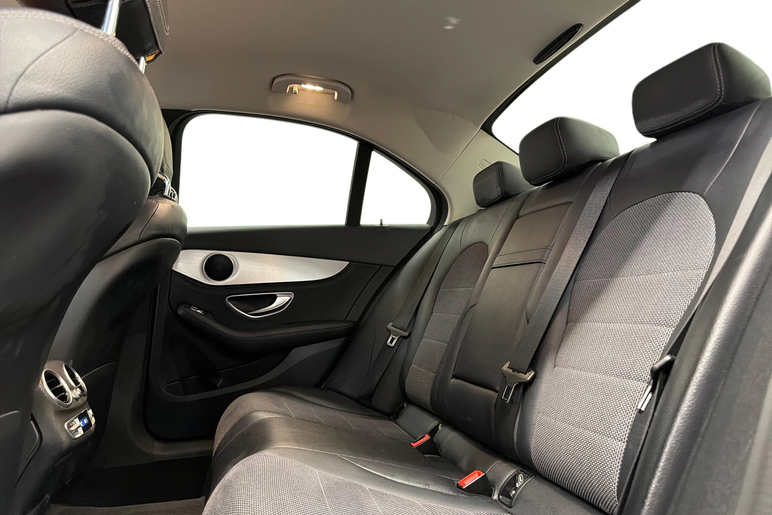 harmaa Mercedes-Benz C 2014 kuva 8.