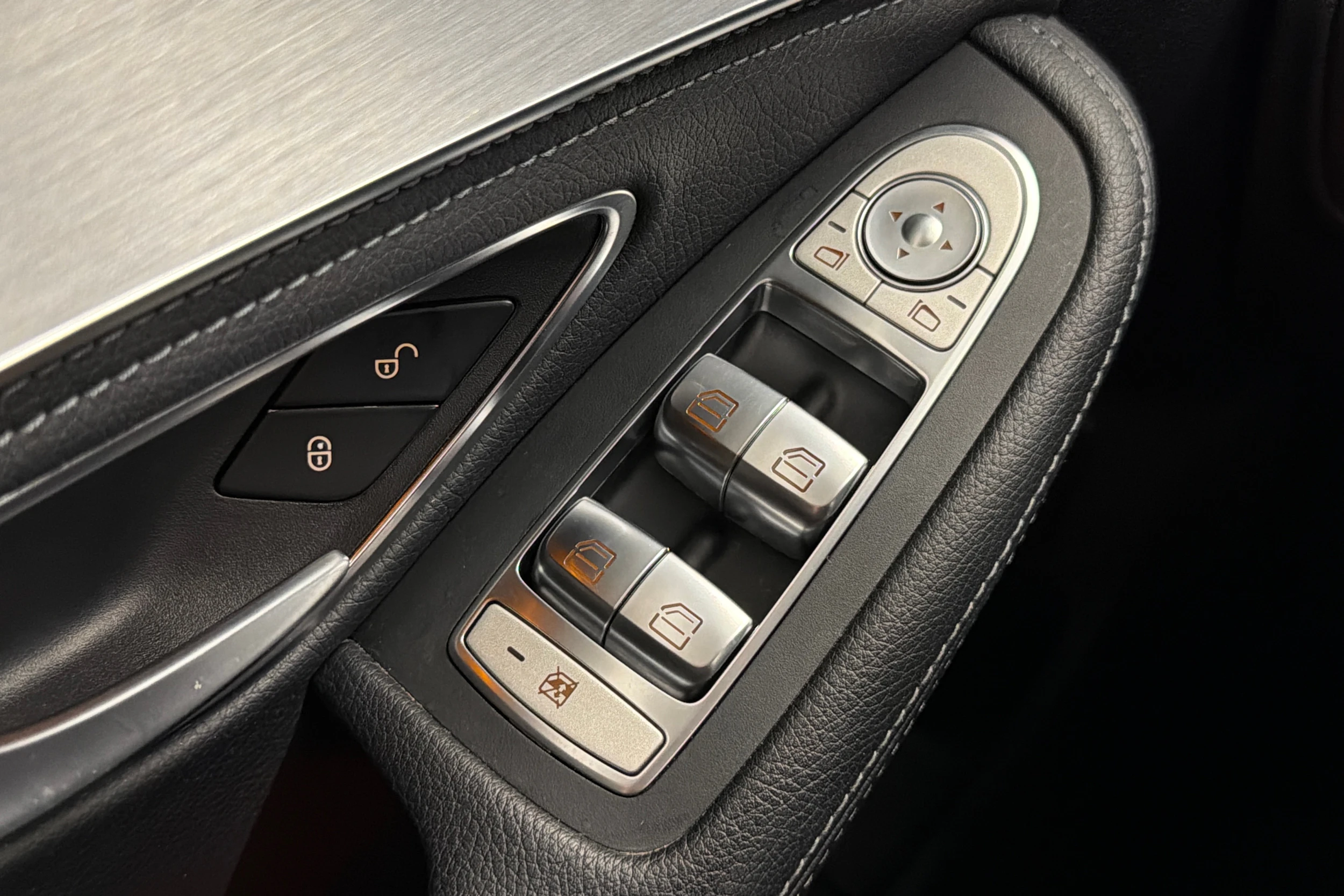 harmaa Mercedes-Benz C 2014 kuva 20.