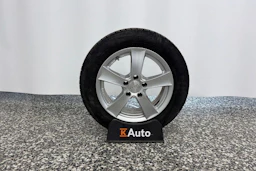 harmaa Mercedes-Benz C 2014 kuva 13.