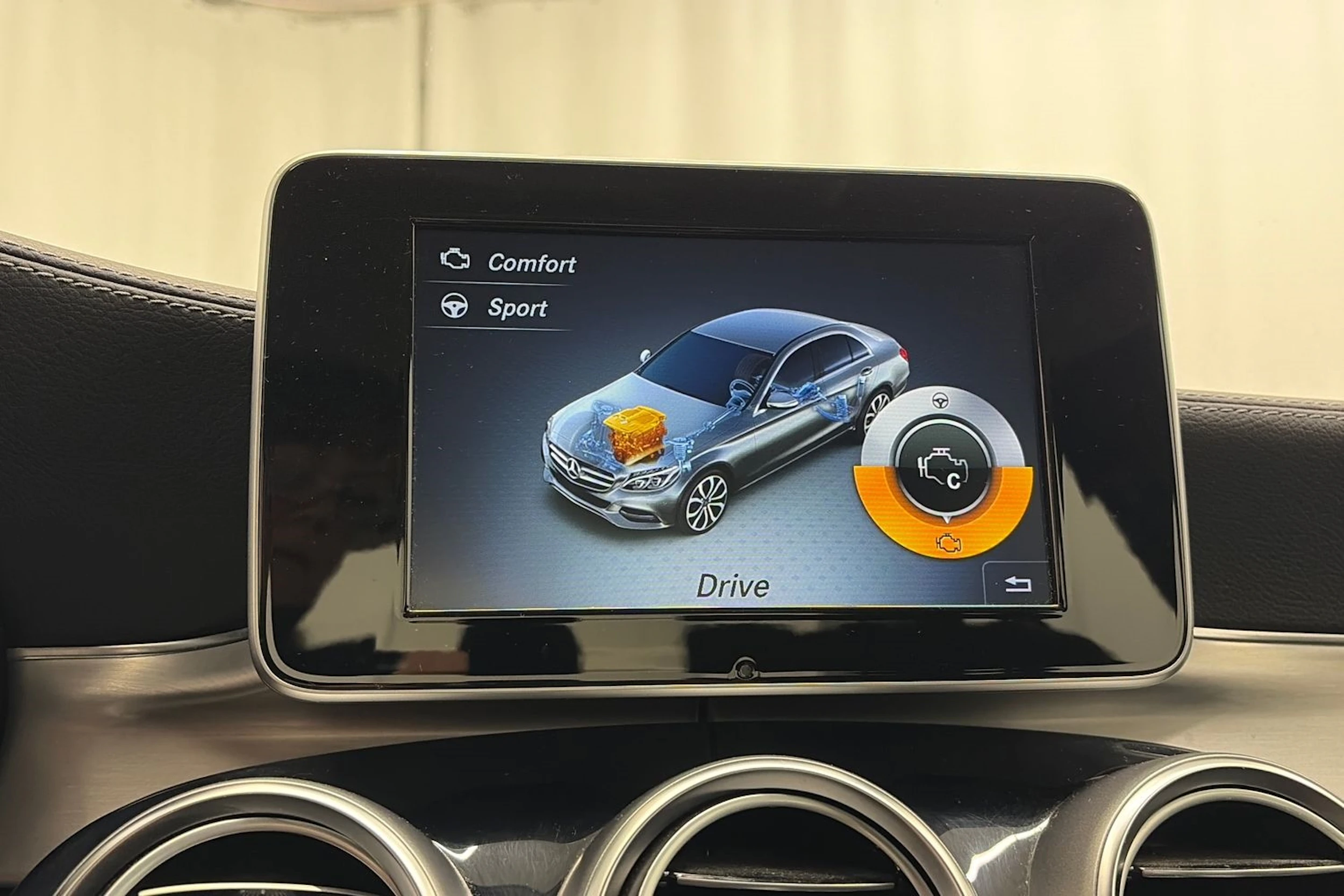 harmaa Mercedes-Benz C 2014 kuva 24.