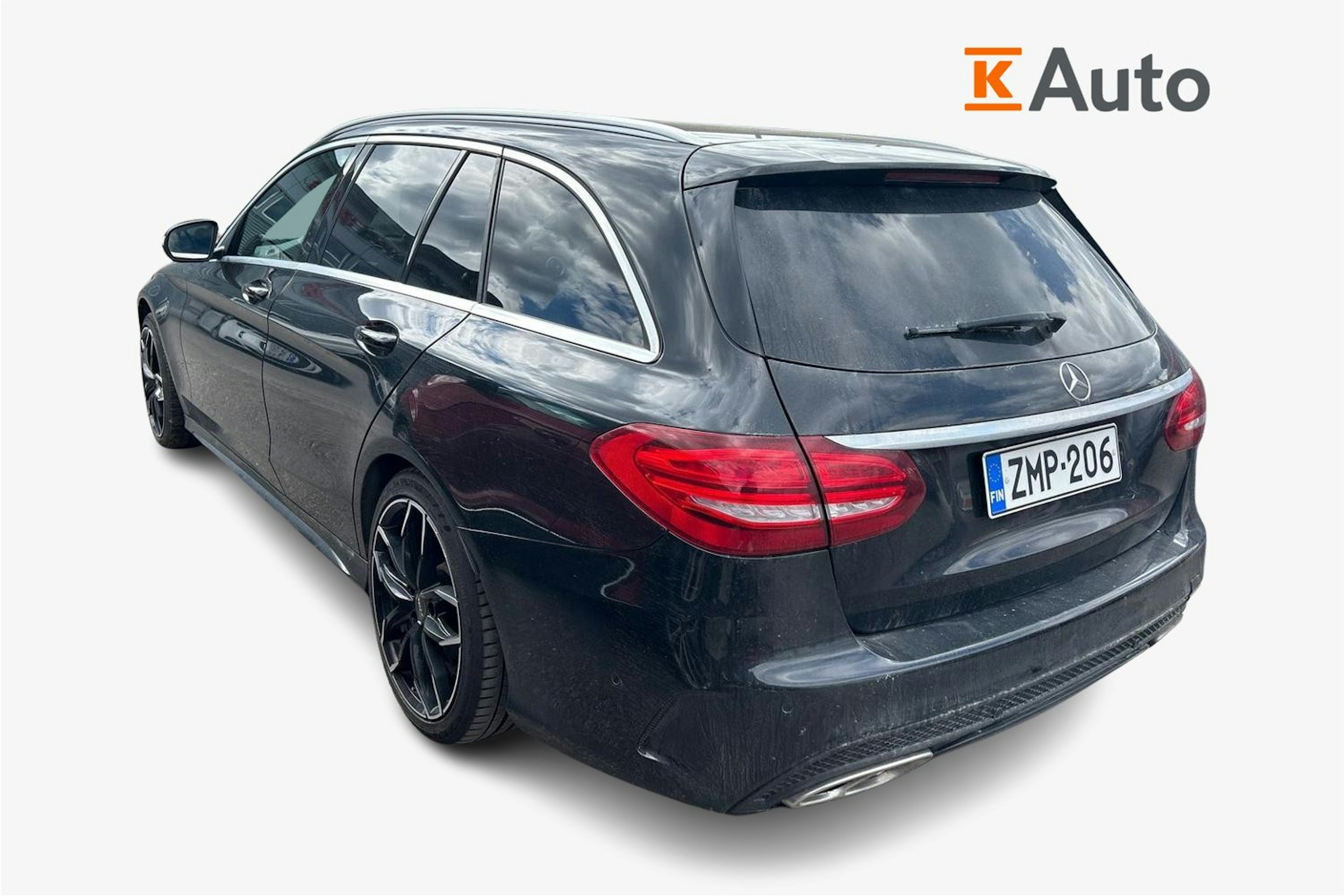 Musta Mercedes-Benz C 2014 kuva 2.