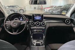valkoinen Mercedes-Benz C 2015 kuva 11.