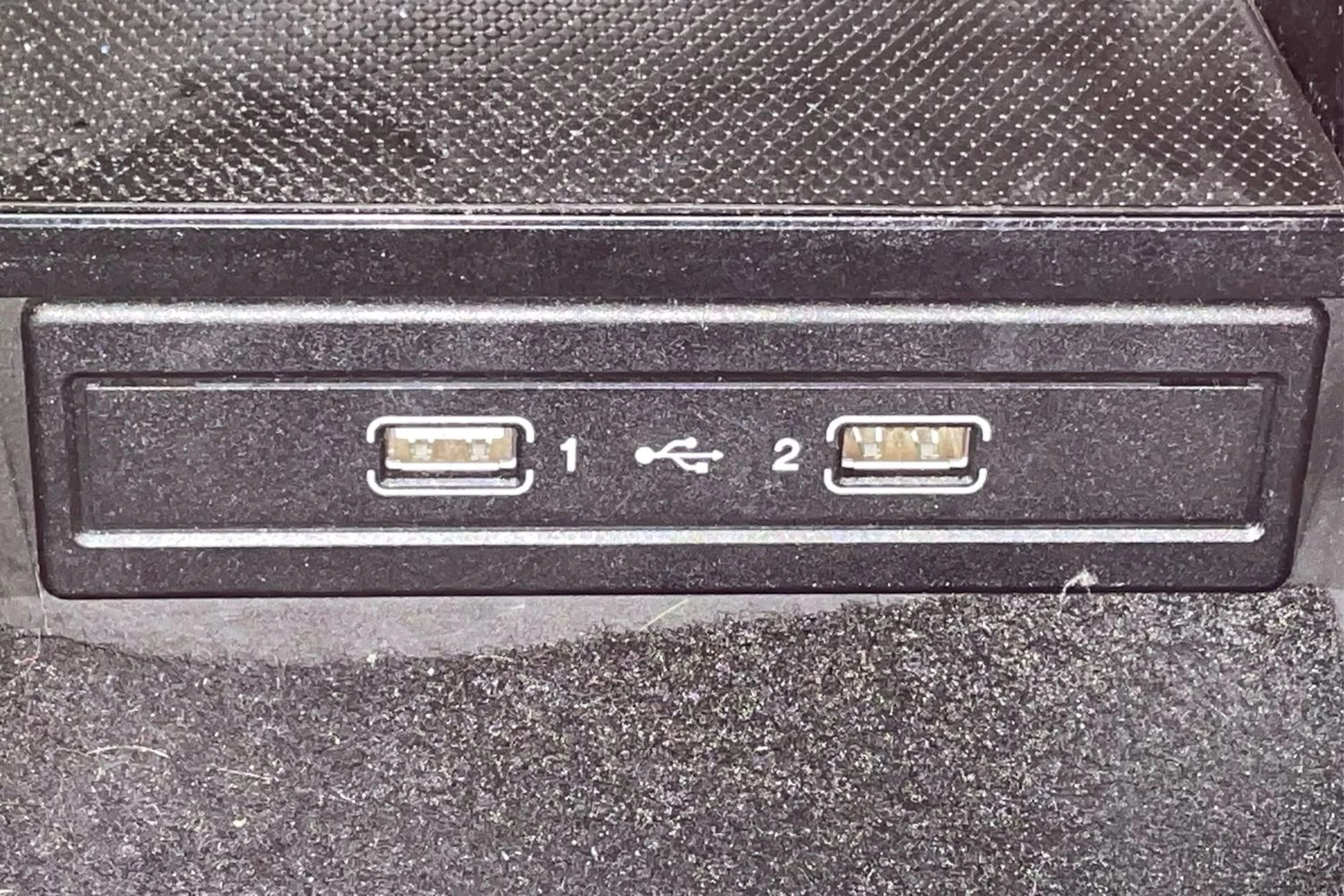 valkoinen Mercedes-Benz C 2015 kuva 27.