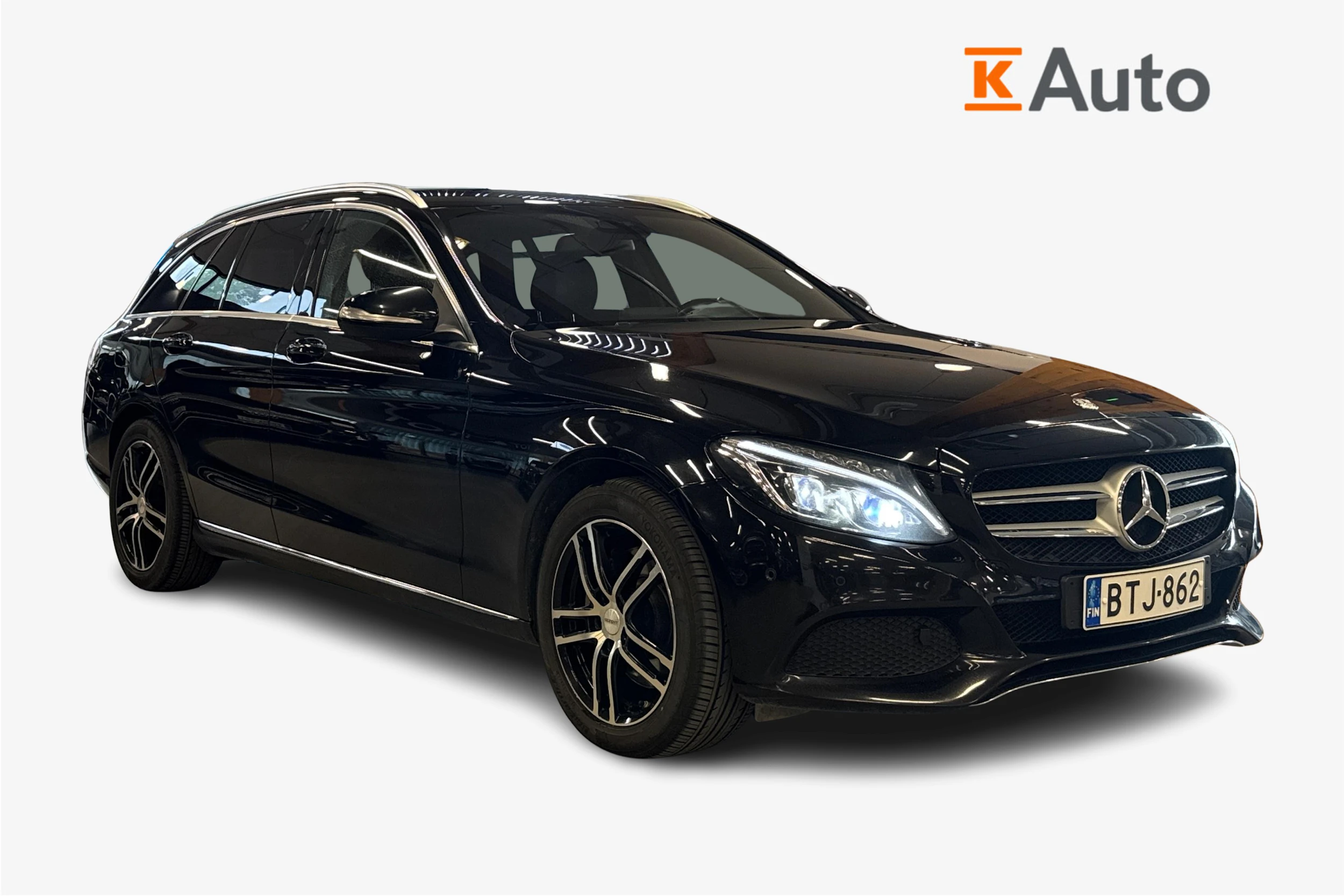 musta Mercedes-Benz C 2015 kuva 1.
